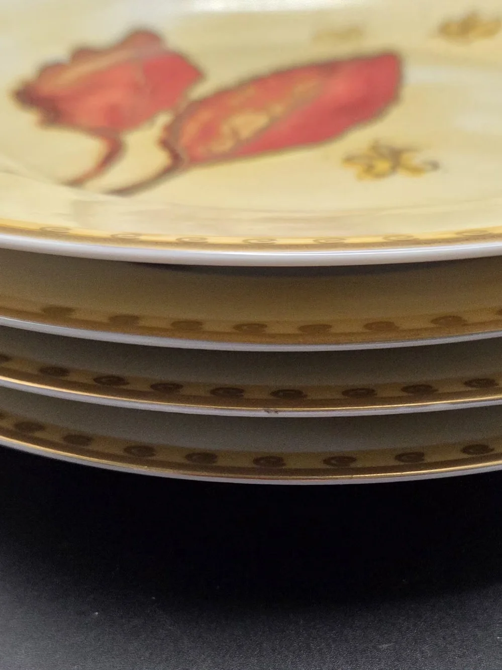 4 Crate & Barrel CBL27 Salad Plates 8 ¼